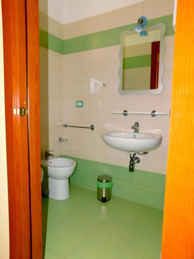 Villa Marincanto Affittacamere Порто Чезарео Екстериор снимка